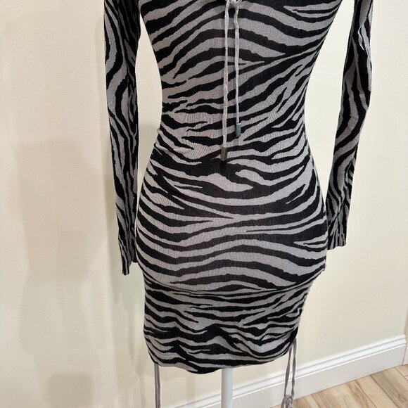 Guess Zebra Dress - Picture 10 of 13